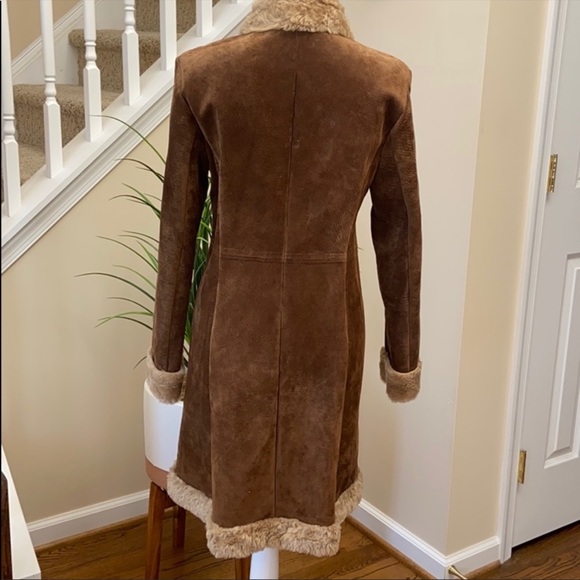 GUESS Coat Beautiful size Med . Excellent Condition🌸 - Picture 2 of 6